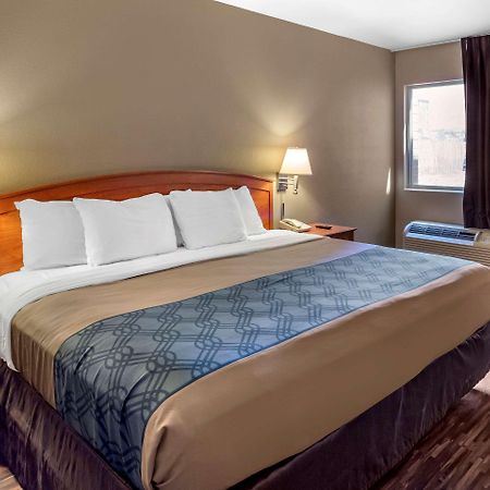 Econo Lodge Inn & Suites Sandy Exterior photo